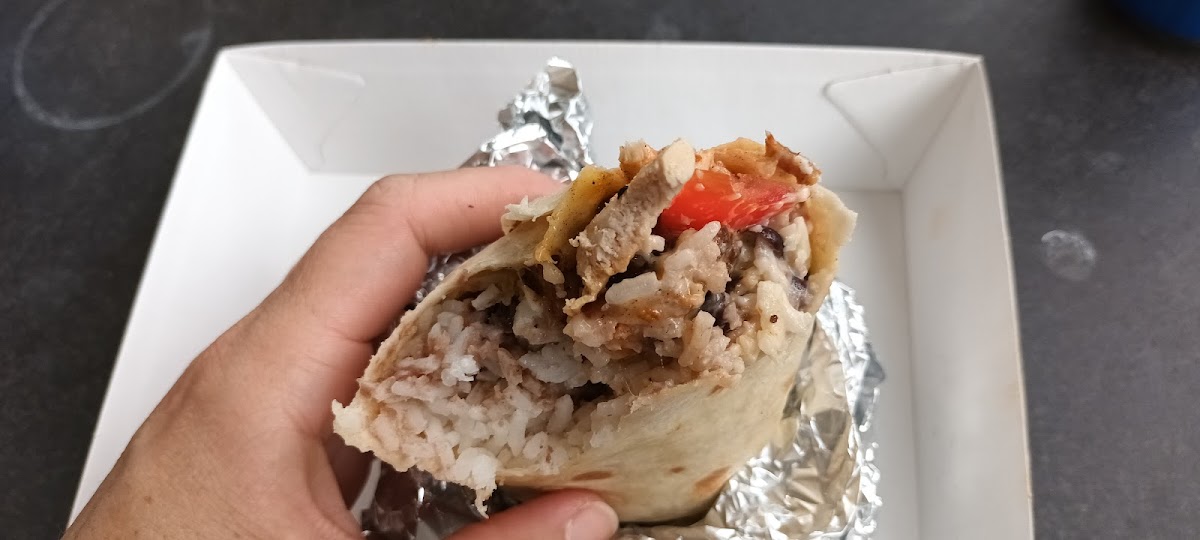 Burrito Bar Skygate Dfo Photo 5